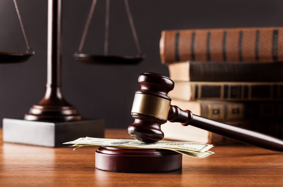 上海刑事案件律師解讀：頭部吃播IP“浪胃仙”創始人犯職務侵占罪獲刑8年背后的法律思考