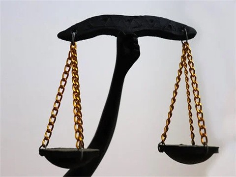 投放危險(xiǎn)物質(zhì)罪和以危險(xiǎn)方法危害公共安全的犯罪